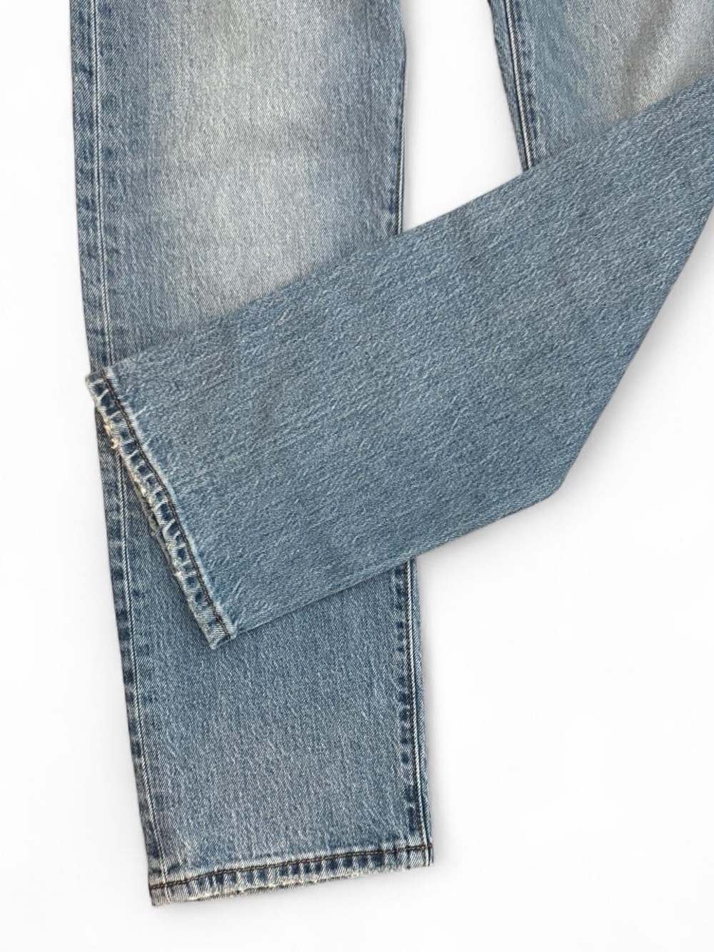 Levi's - 501 - Vintage Wash - Straight Leg Size 28 - Picture 3 of 7